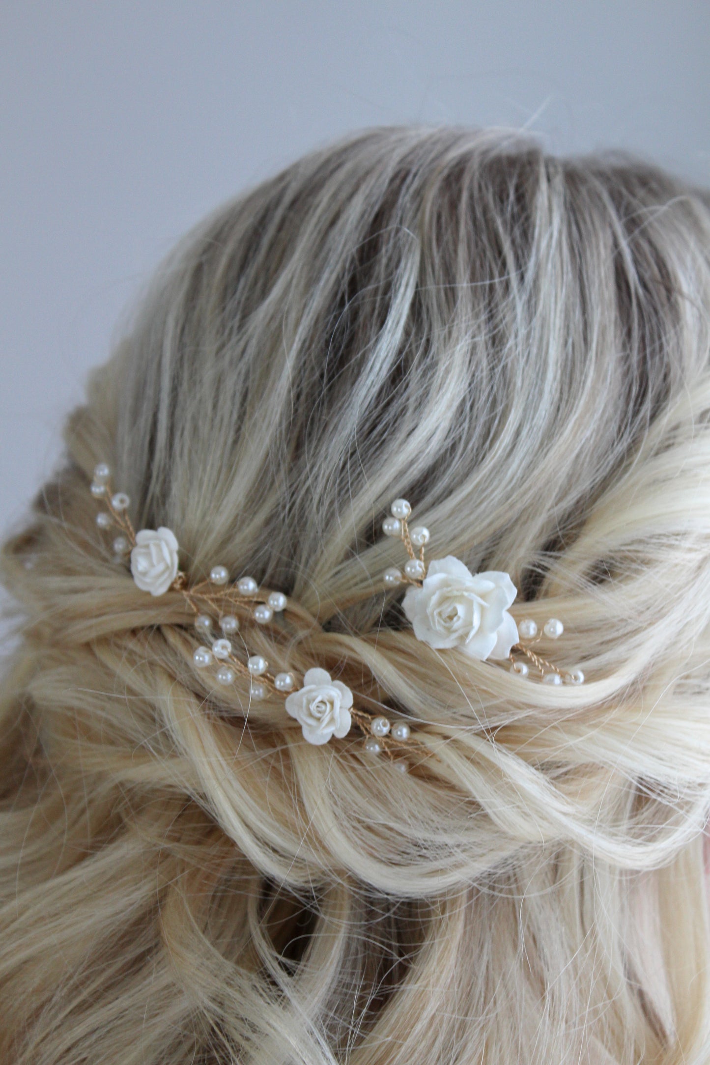 Gold Flower Pins